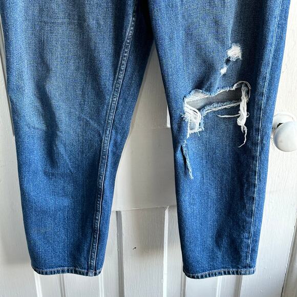 Abercrombie & Fitch The Mom High Rise Jeans - Picture 4 of 8